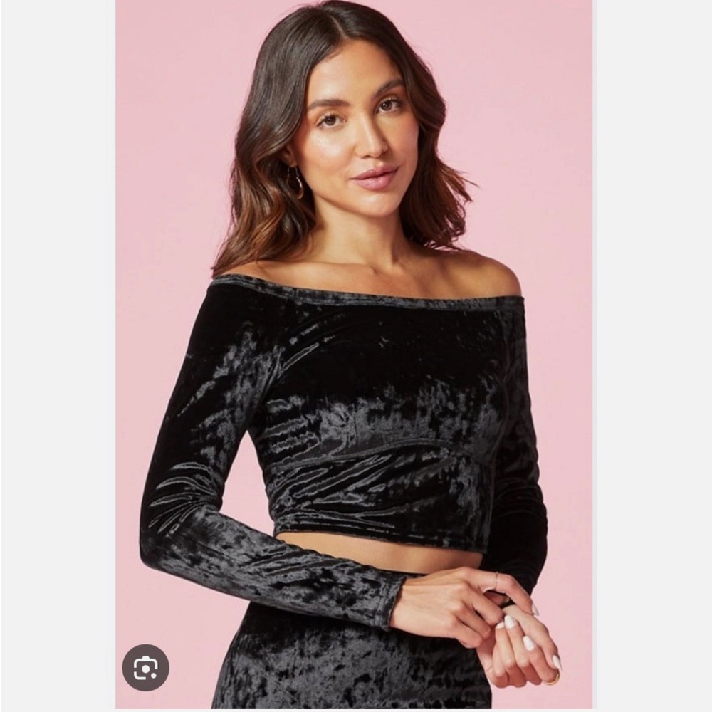Yitty Black Velvet Off Shoulder Long Sleeve Cropped Top